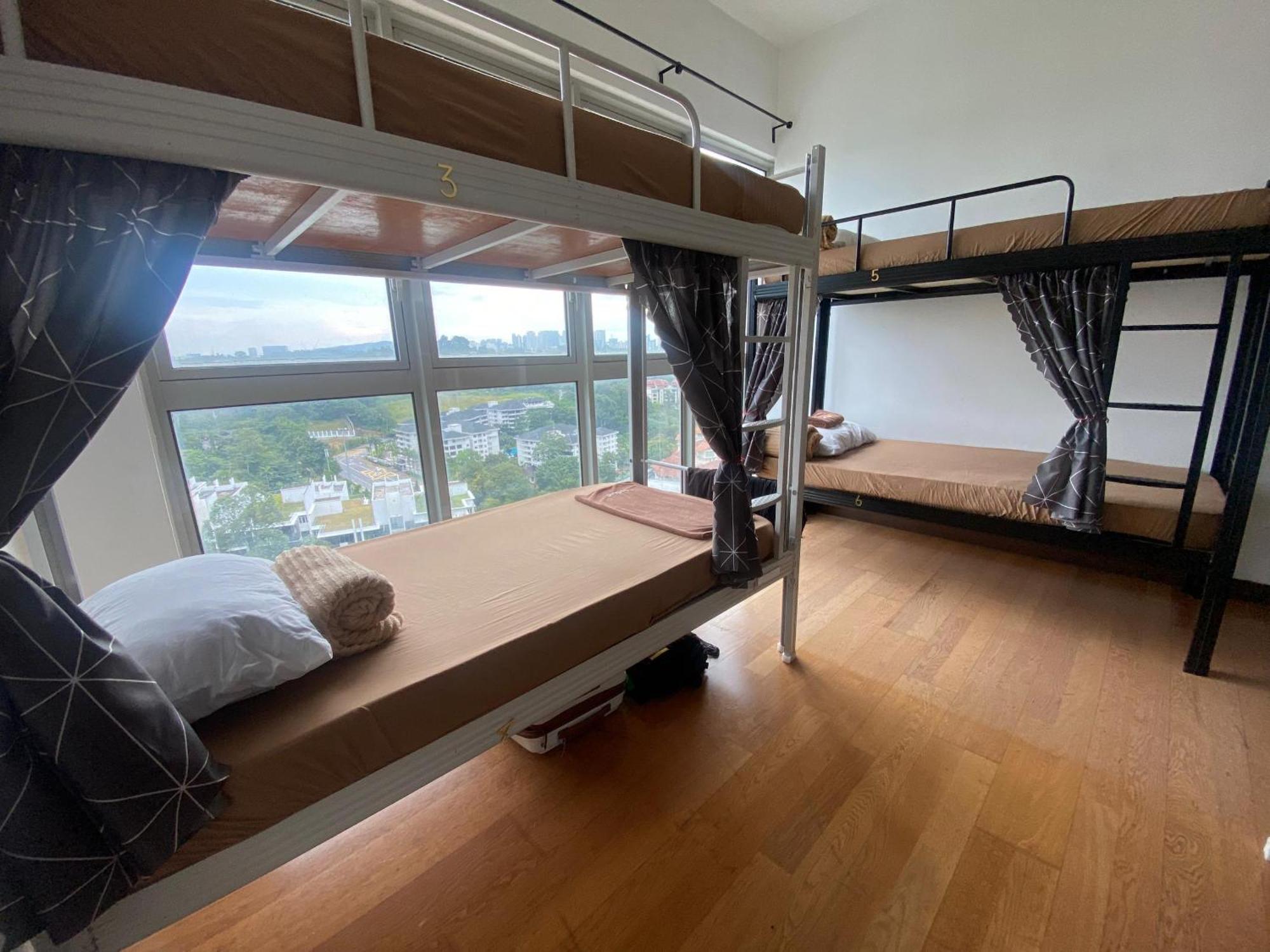 Regalia Exclusive Hostel Куала-Лумпур Экстерьер фото